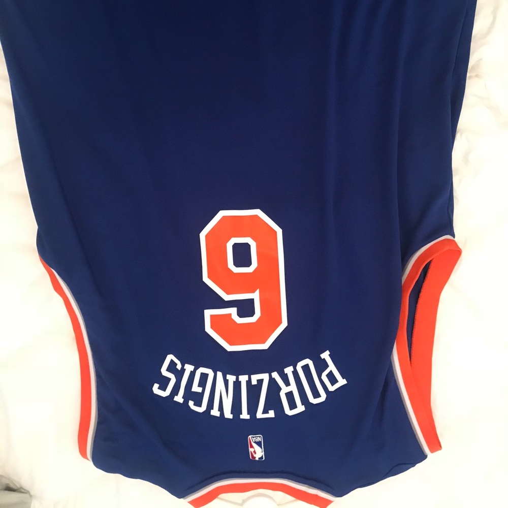 NYK porzingas jersey